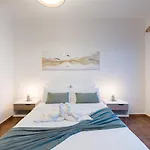 Giraud Ii - Beachfront - Pool - 46 M2 Terrace Apartman