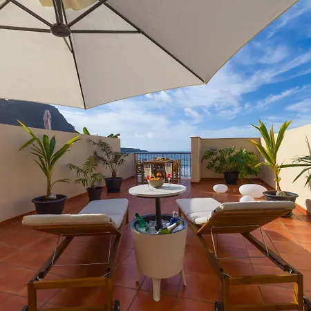 Giraud Ii - Secluded Beachfront Duplex Apartment Santa Maria de Guia de Gran Canaria