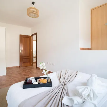 Giraud Ii - Secluded Beachfront Duplex
