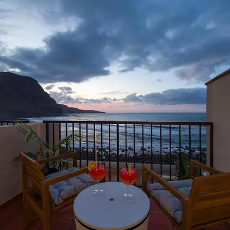 Appartamento Giraud Ii - Secluded Beachfront Duplex *