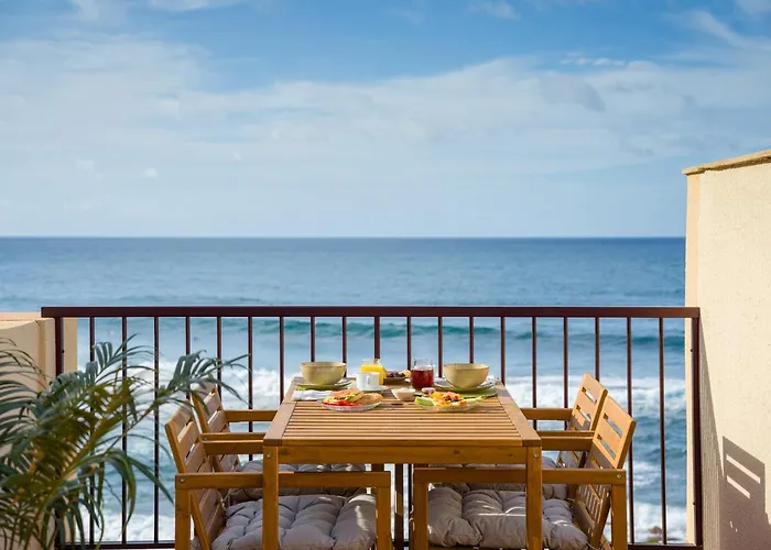 Giraud Ii - Beachfront - Pool - 46 M2 Terrace * Santa Maria de Guia de Gran Canaria